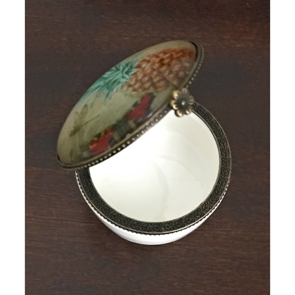Pineapple & Butterfly Trinket Box, Ceramic and Glass, French Inspired, 2.5"Round - Picture 4 of 4